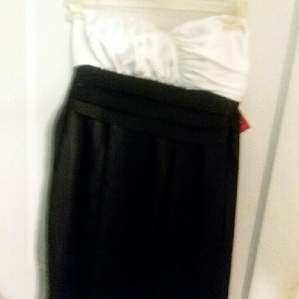 Strapless dress